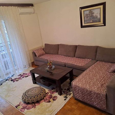 Stan U Sarajevu Na Ilidzi Saraievo Exterior foto